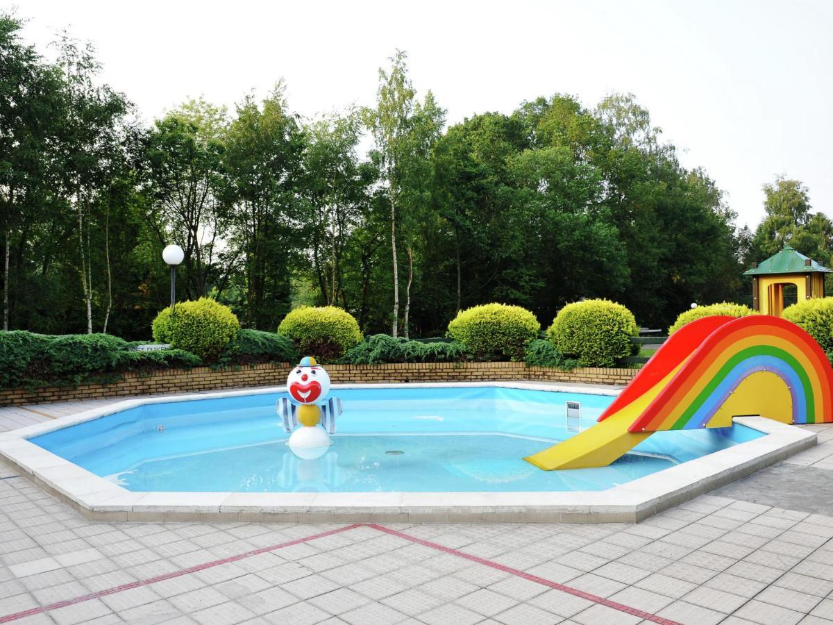 Comfortable Chalet With A Terrace At 3 Km From Baarle-Nassau Exterior foto